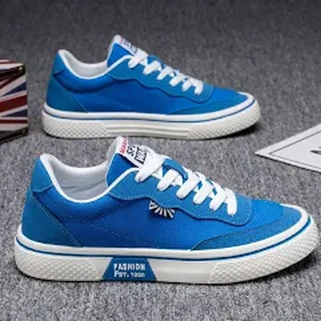 Blue canvas casual sneakers